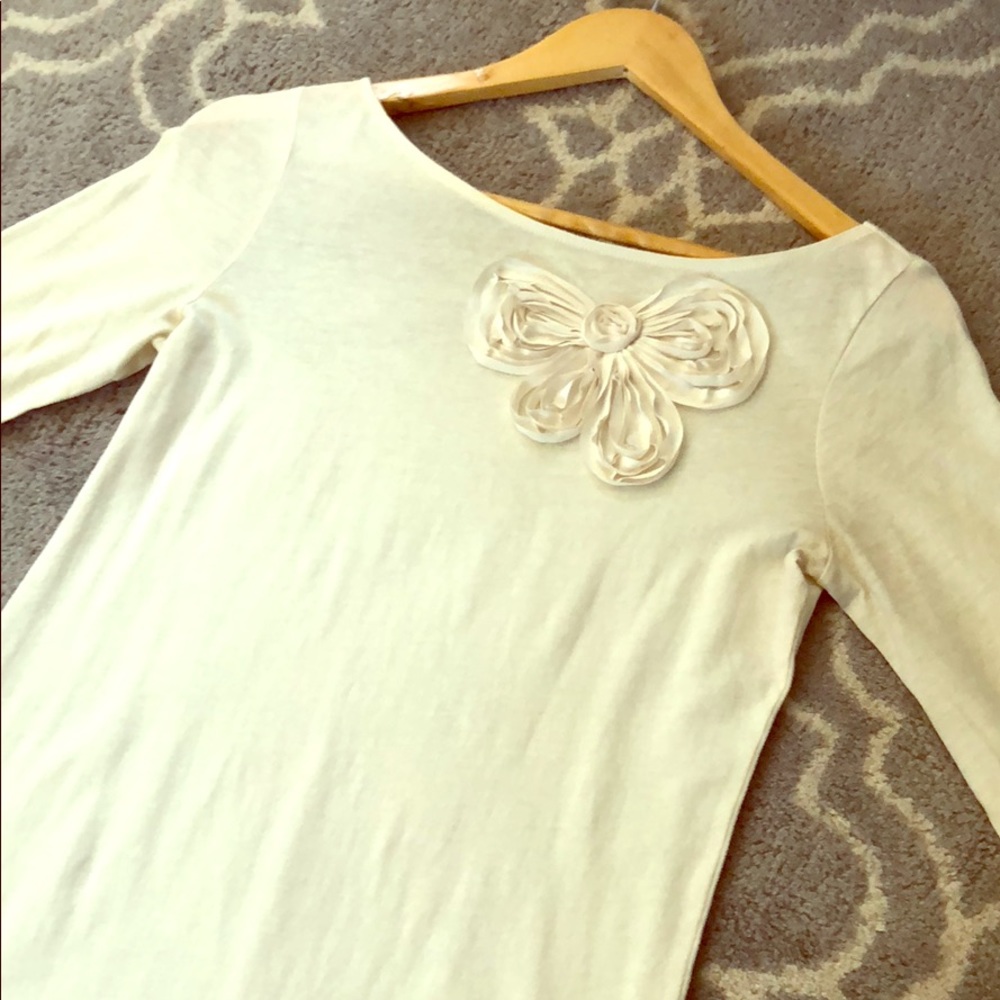 Ann Taylor LOFT 3/4 sleeve bow tee